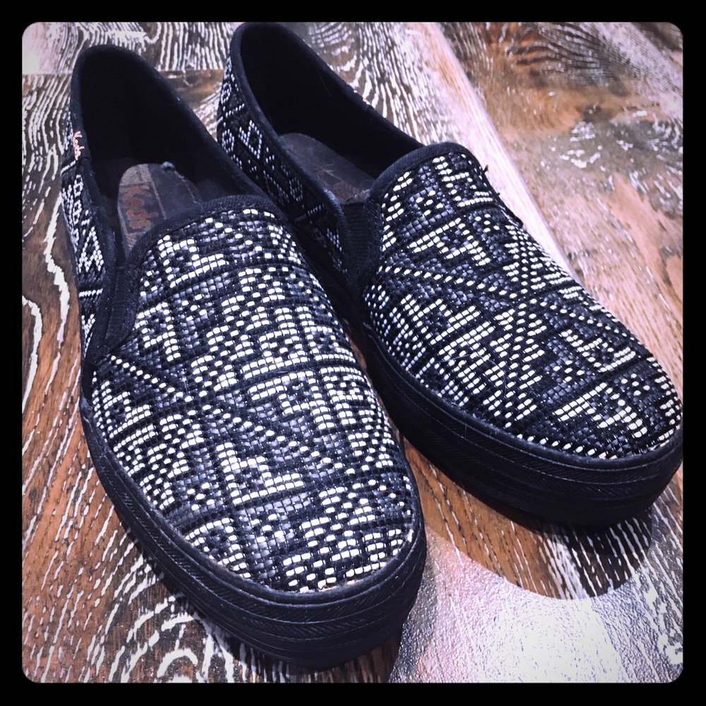 Keds Aztec Patterned Sneakers Size 8/EU 39